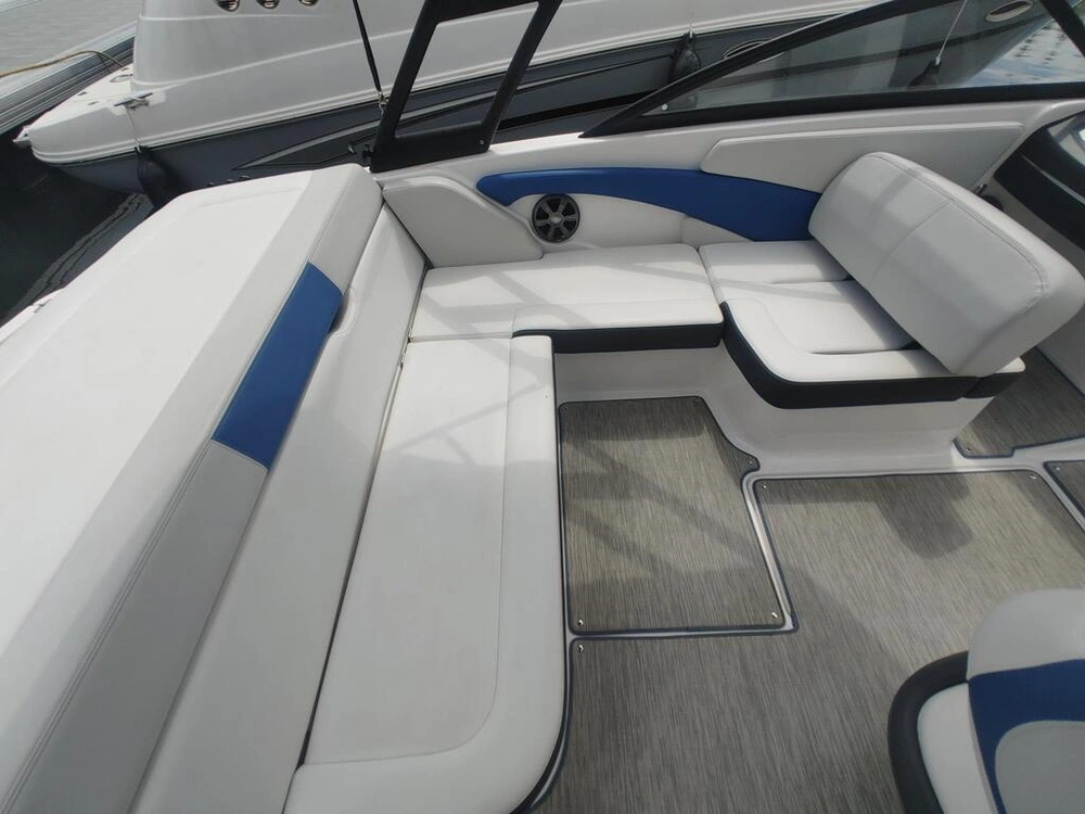 2017 Regal 1900 Esx alt