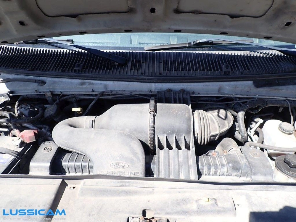 Ford E-450 2013