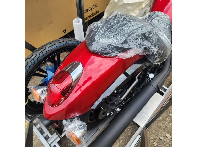 2025 Kawasaki Vulcan 900 Custom