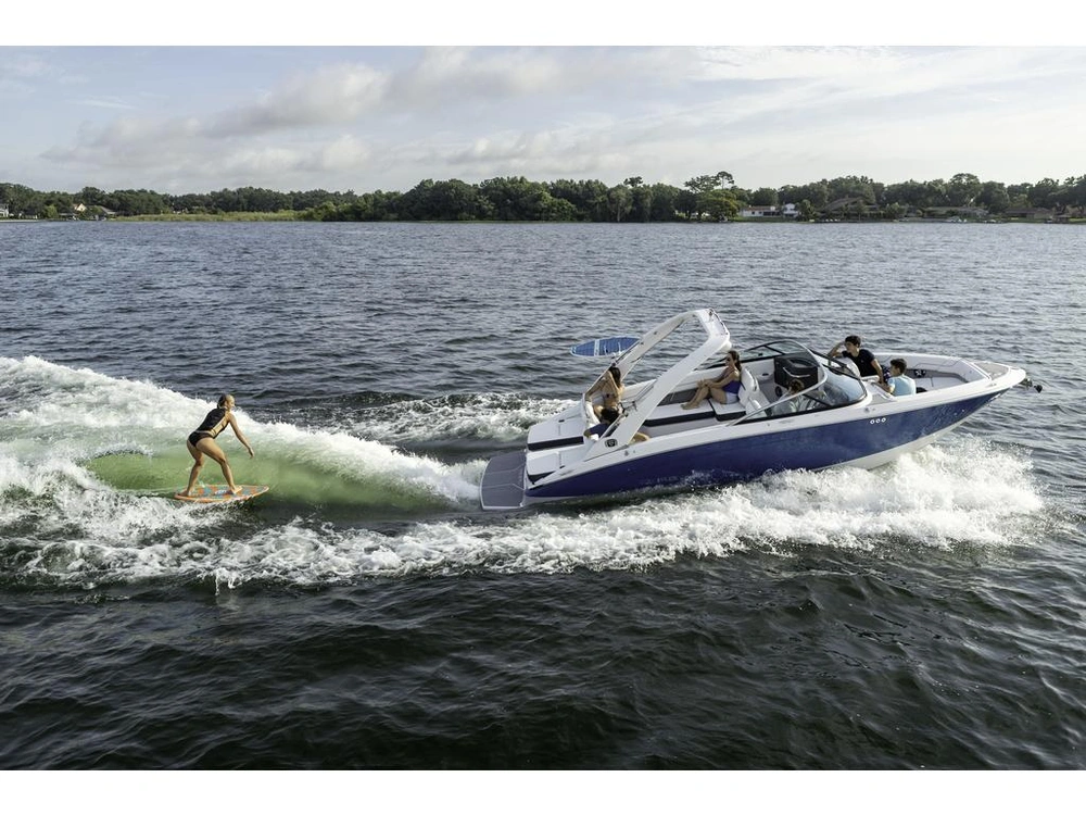 Regal Ls6 Surf 2026 alt