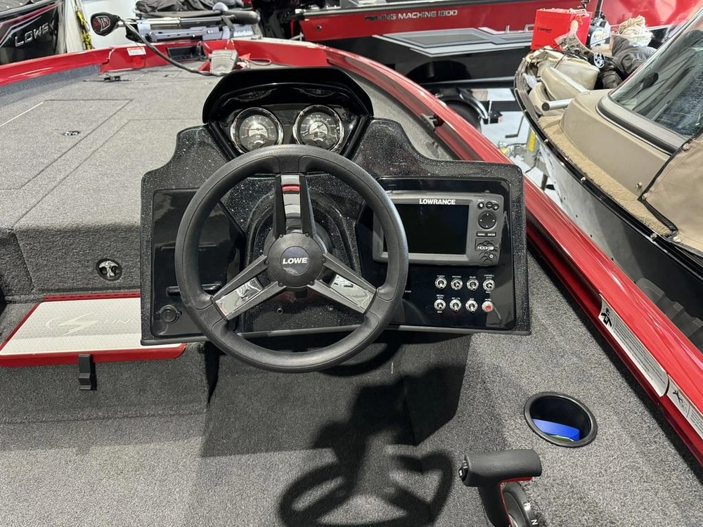 2018 Lowe Boats Stinger 198d alt