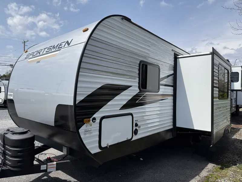 2025 KZ-RV SPORTSMEN SE 241BHKSE