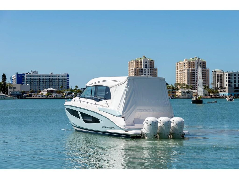 Regal 42 Xo 2026 alt
