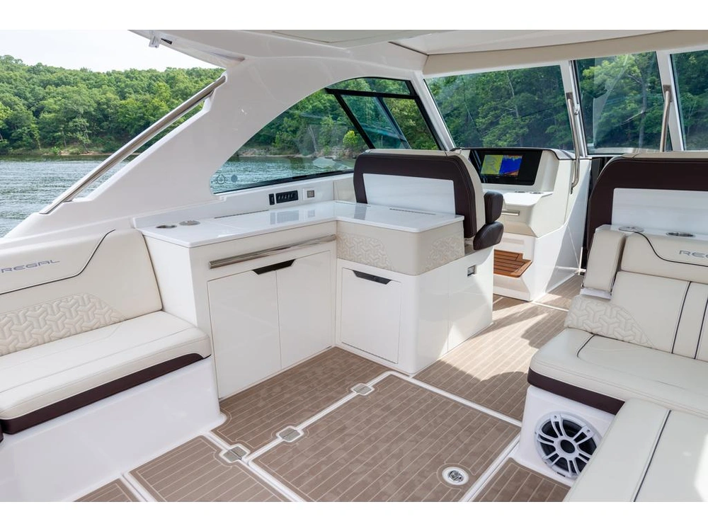 2026 Regal Lx 36 alt