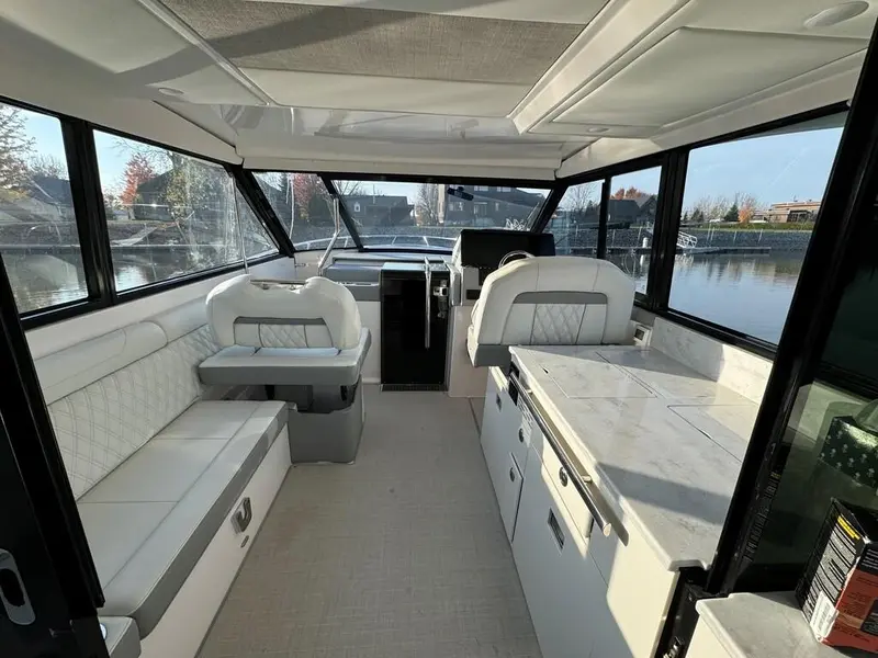 Regal 36 XO 2022