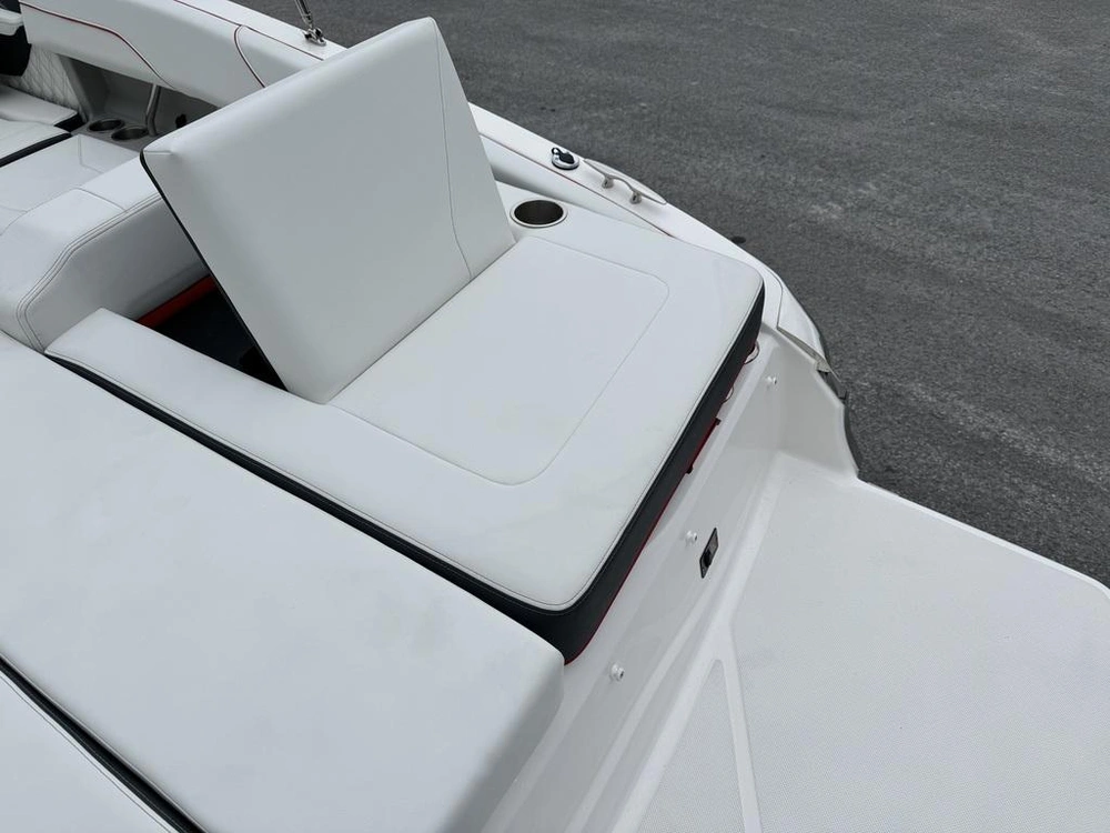 Regal Ls2 2024 alt