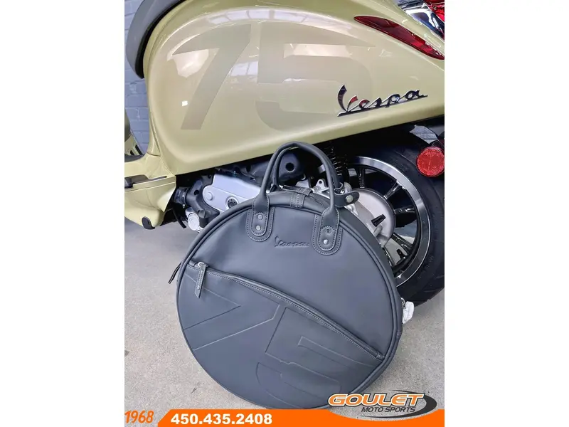 2021 Vespa Primavera 50 75th Anniversary *** LIQUIDATION FINALE ***