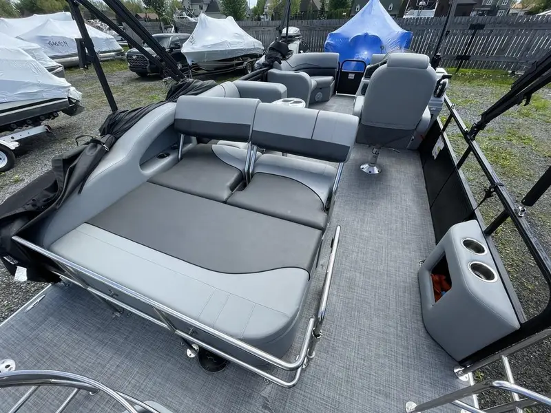 Lowe Boats SS 210 CL 2020