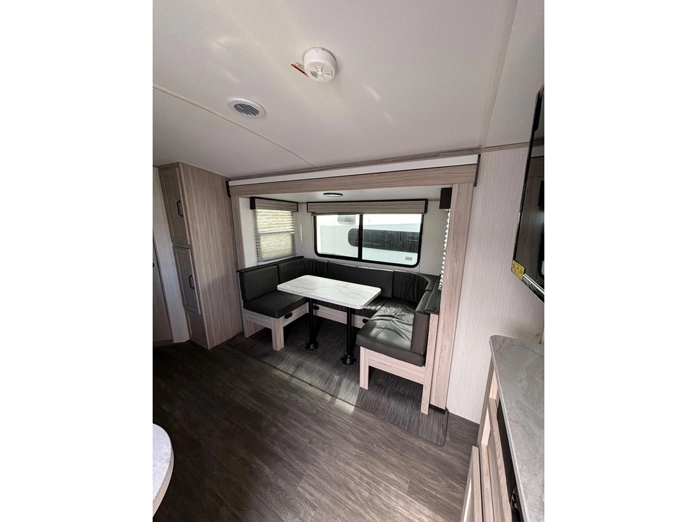 2024 Shadow Cruiser Shadow Cruiser 240bhs alt