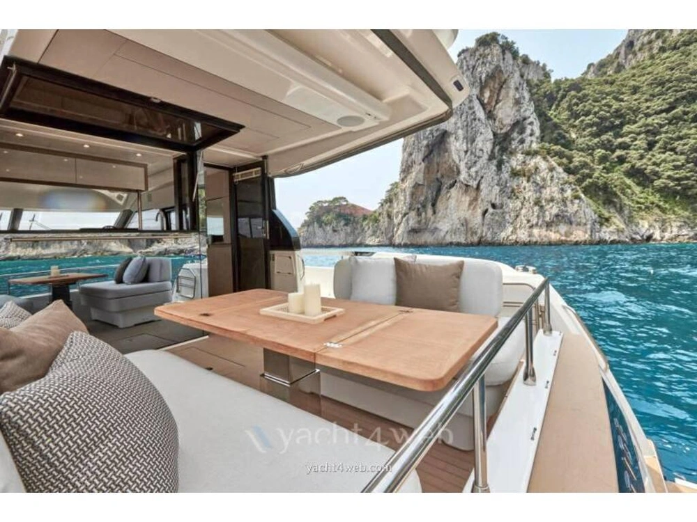 Prestige Yachts F4.9 2026 alt