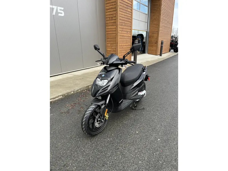 2025 Piaggio TYPHOON 50