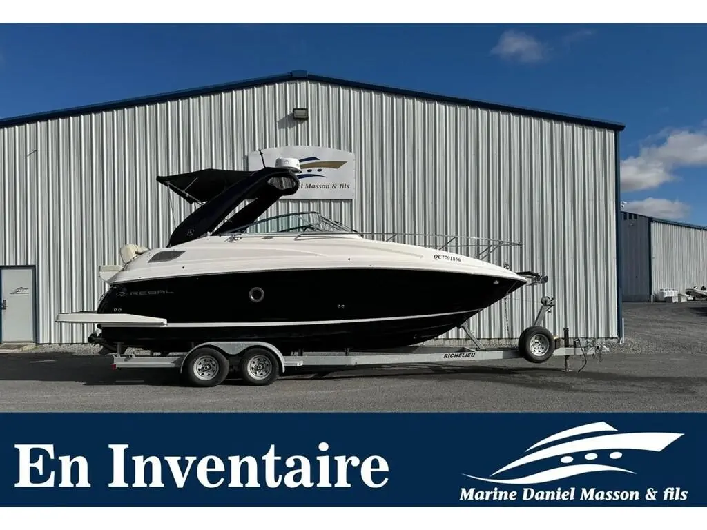 2021 Regal 28 EXPRESS