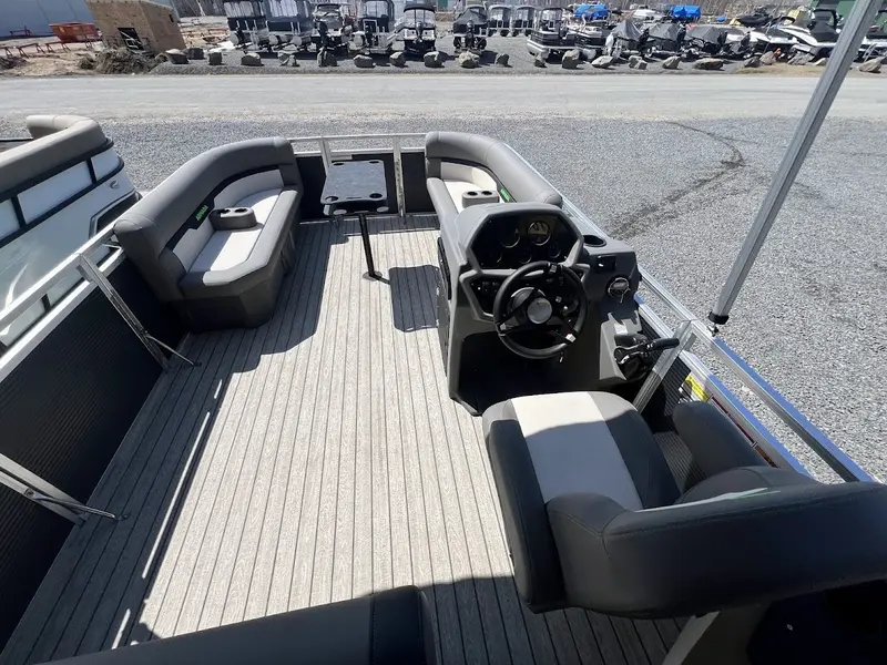 2025 Armada Saphir 19 SB