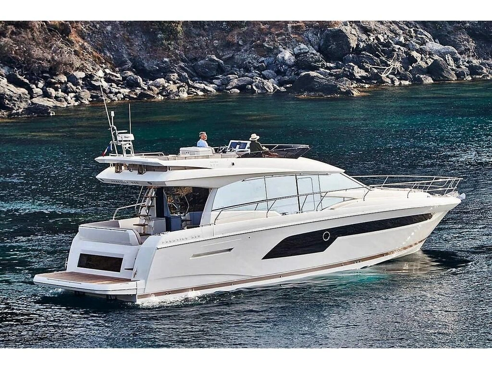 Prestige Yachts 520 Fly 2026 alt