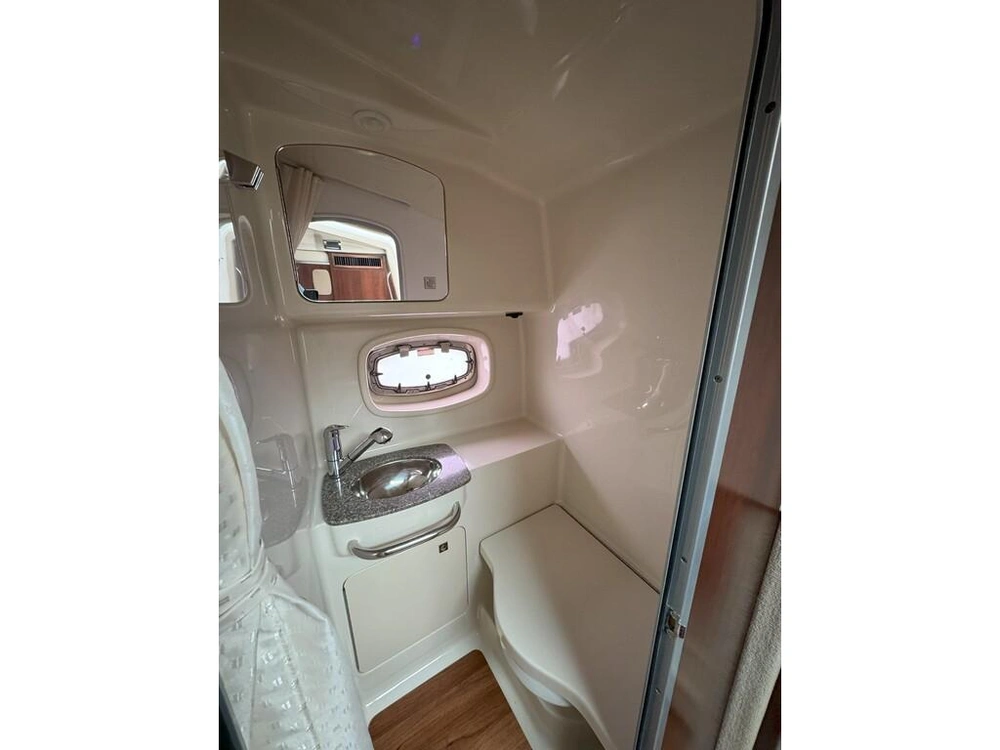 2013 Chaparral 330 Signature alt