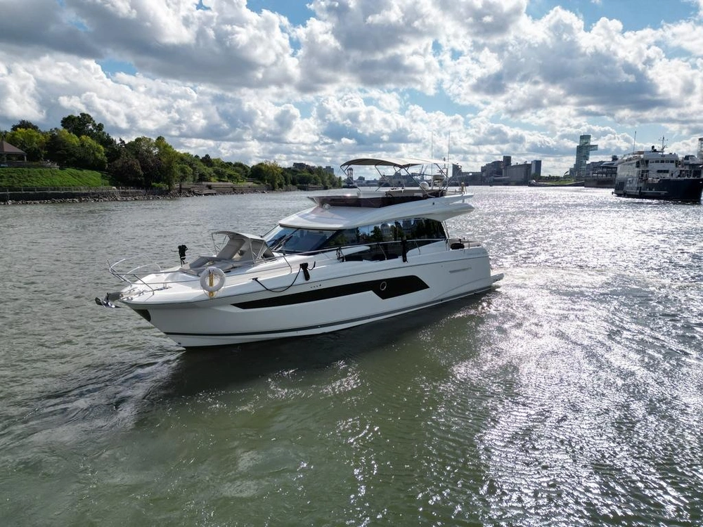 Prestige Yachts 520 Fly 2020 alt