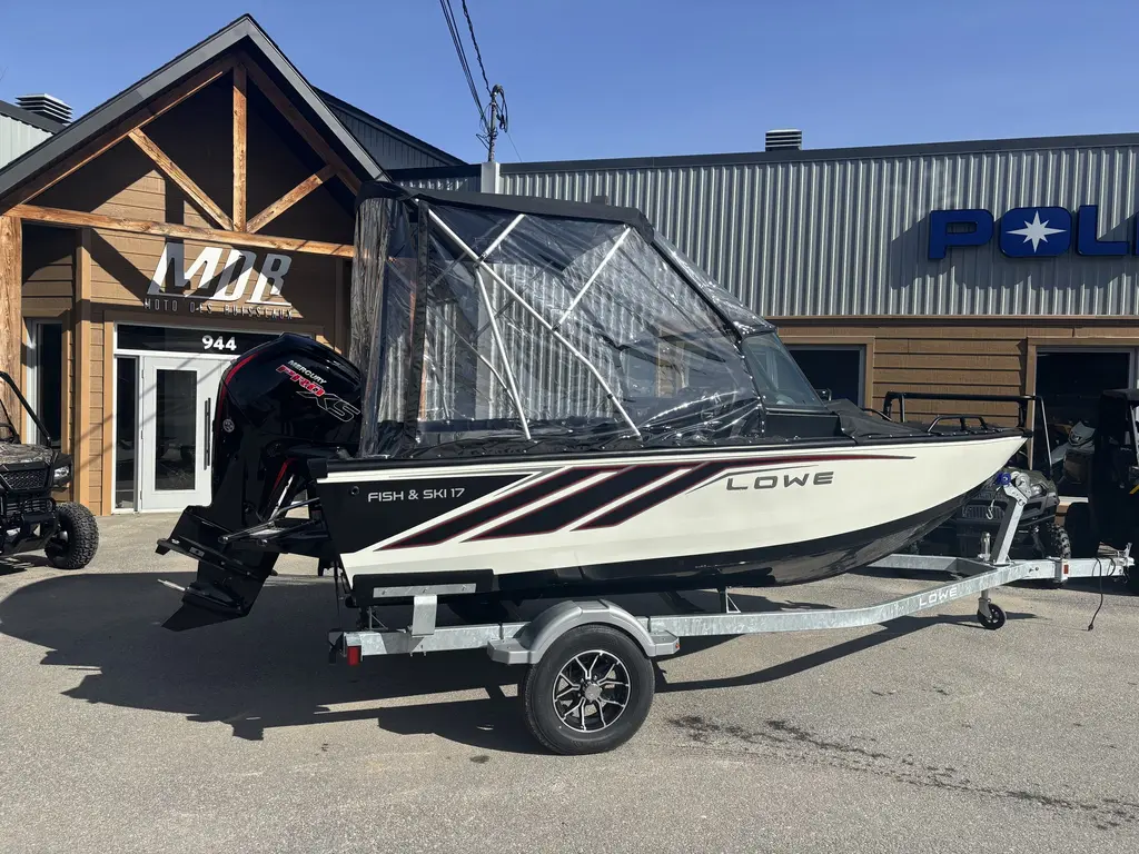 Lowe Boats Fish and ski 17  2025