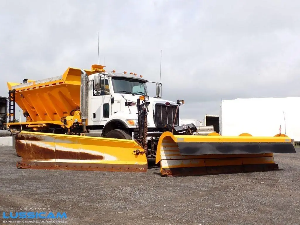 Peterbilt 348 2020