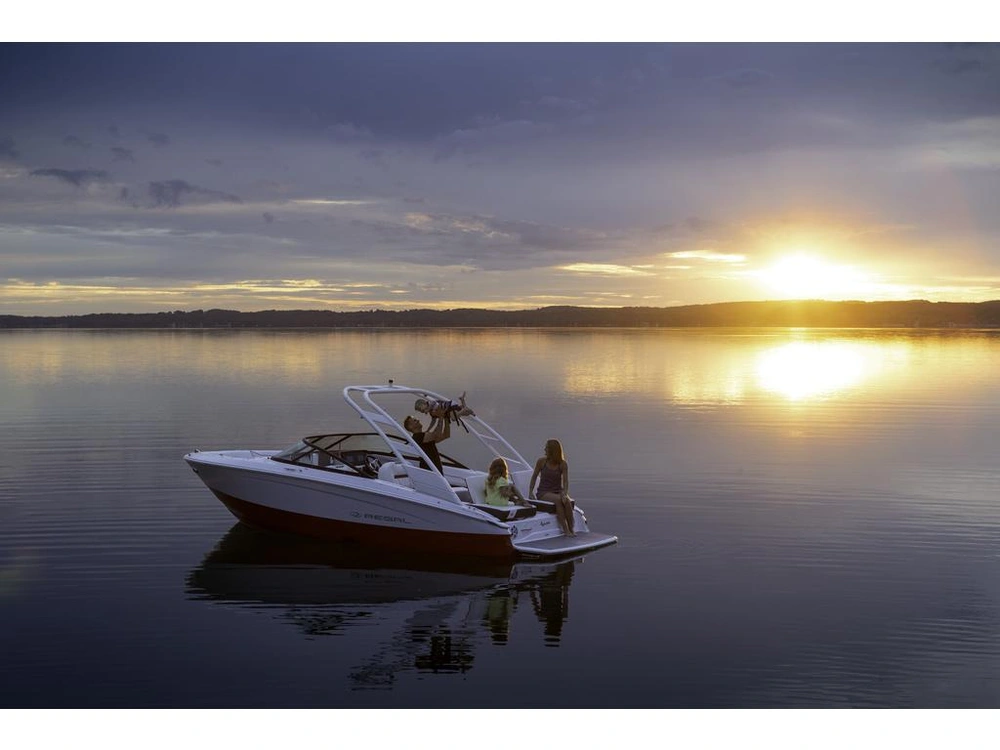 Regal Ls2 Surf 2026 alt