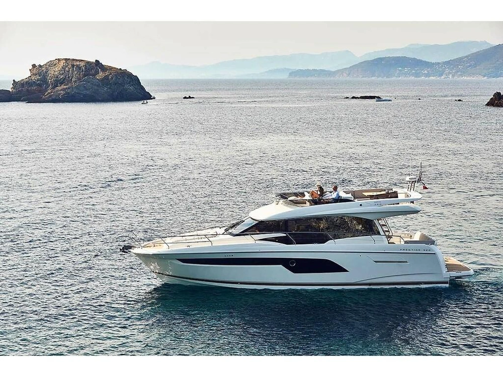 Prestige Yachts 520 Fly 2026 alt