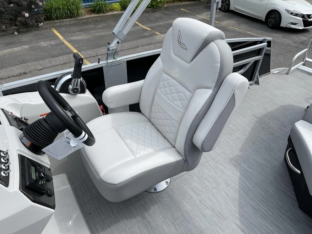 Lowe Boats Ss 210 2023 alt