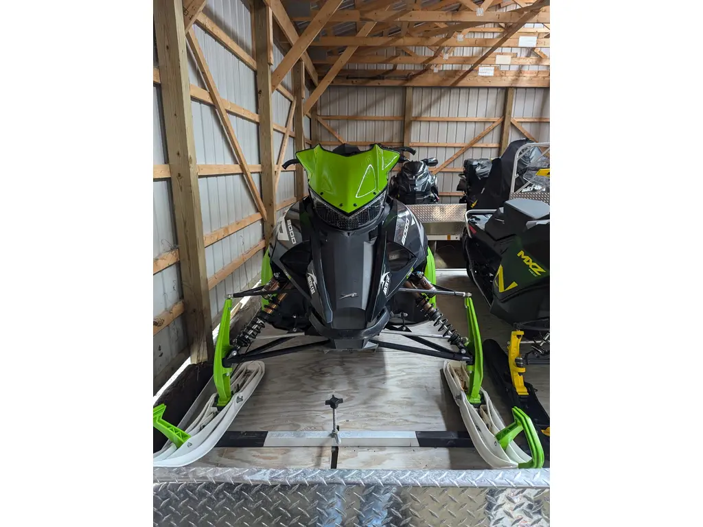2021 Arctic Cat ZR 8000 RR 