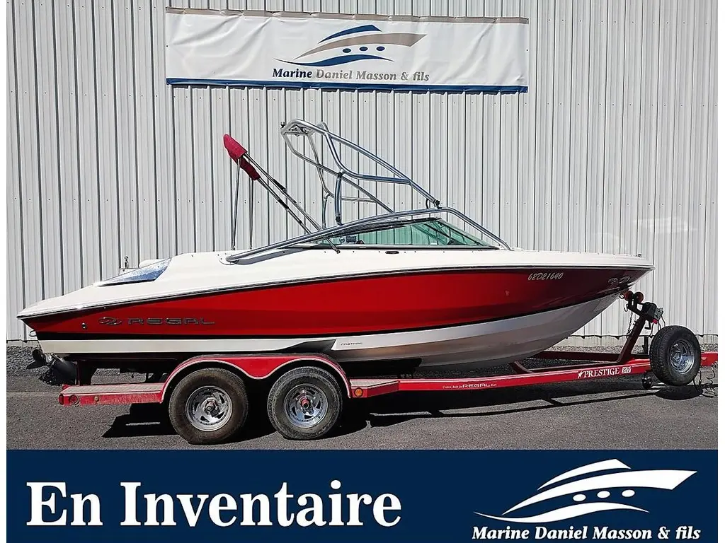 Regal 2200 BOWRIDER 2005