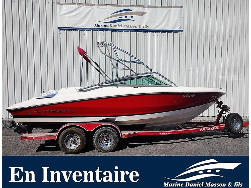 Regal 2200 Bowrider 2005 alt