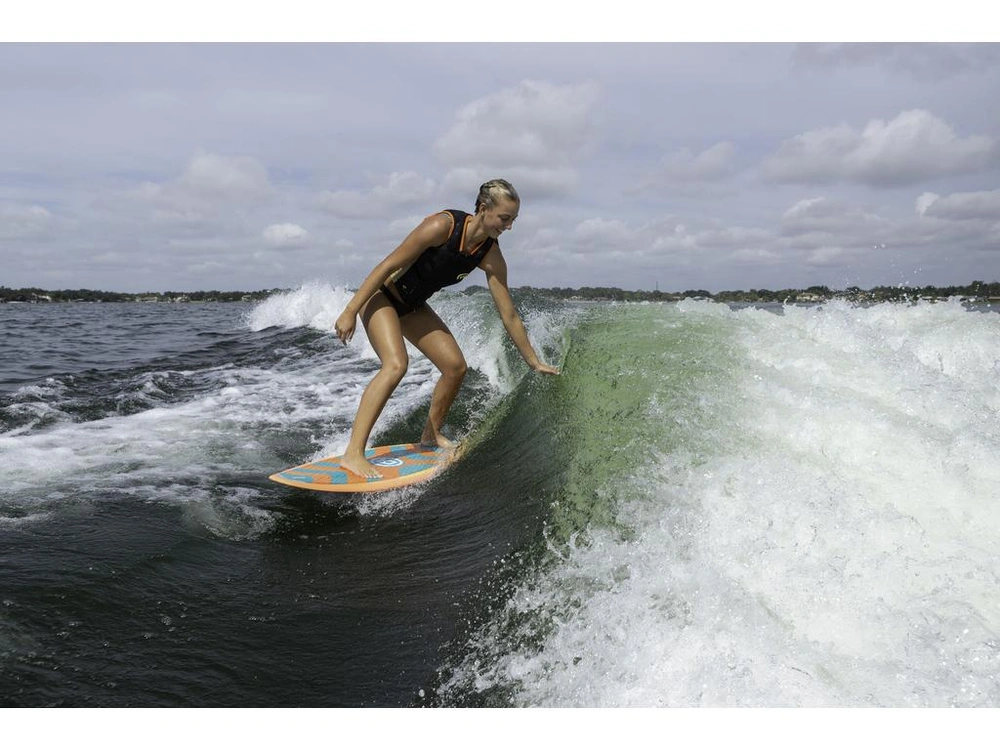 Regal Ls6 Surf 2026 alt