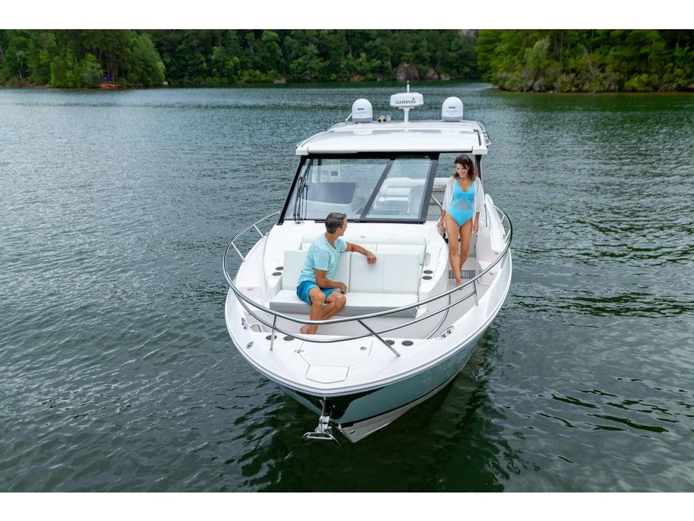Regal 36 Grande Coupe 2026 alt