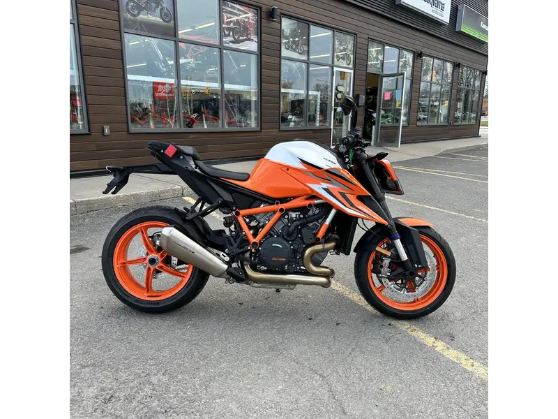 2023 KTM 1290 SUPER DUKE R EVO