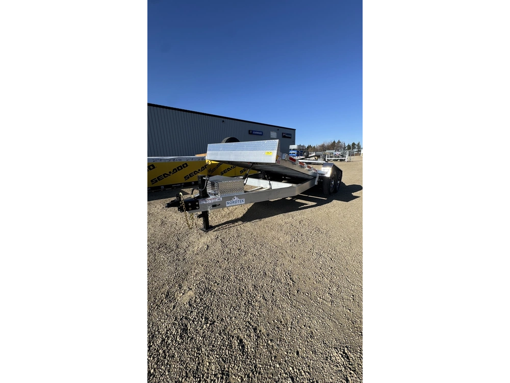 2025 Nordtek Tilt-deck Hd 82"x20' - 16k, Double Axle, Heavy Duty, Axle Upgrade, Tire Upgrade. Removable Fenders alt