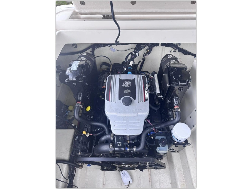 2014 Sea Ray 260 Sundeck alt