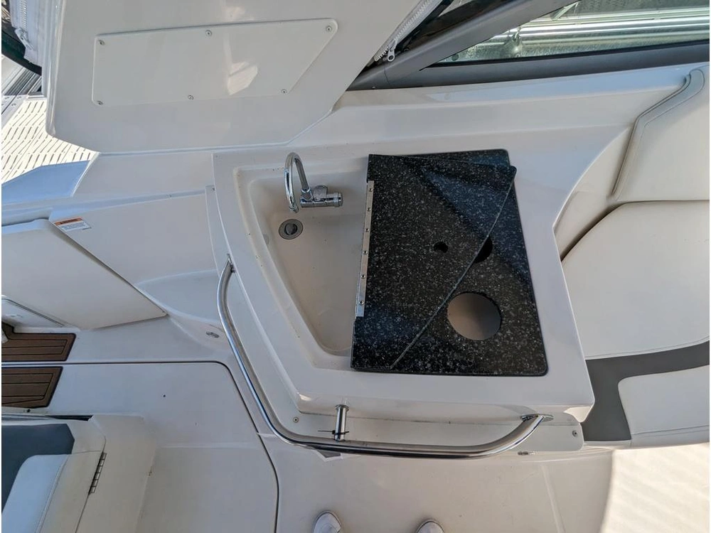 Monterey Boats 260 Scr 2013 alt