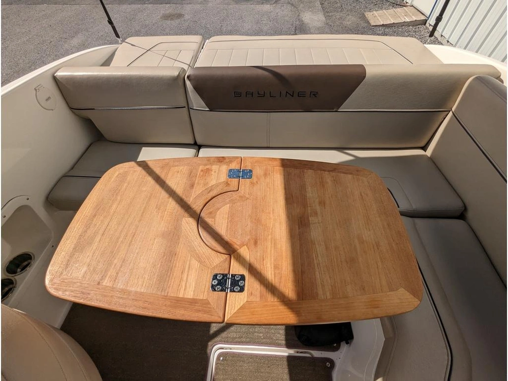 2015 Bayliner 642 Overnighter alt
