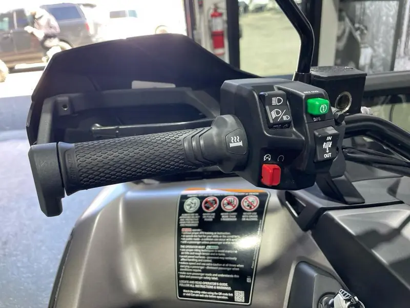2025 Can-Am OUTLANDER MAX 850 XT **NOUVEAU LOOK ET NOUVEAU MOTEUR 999CC**