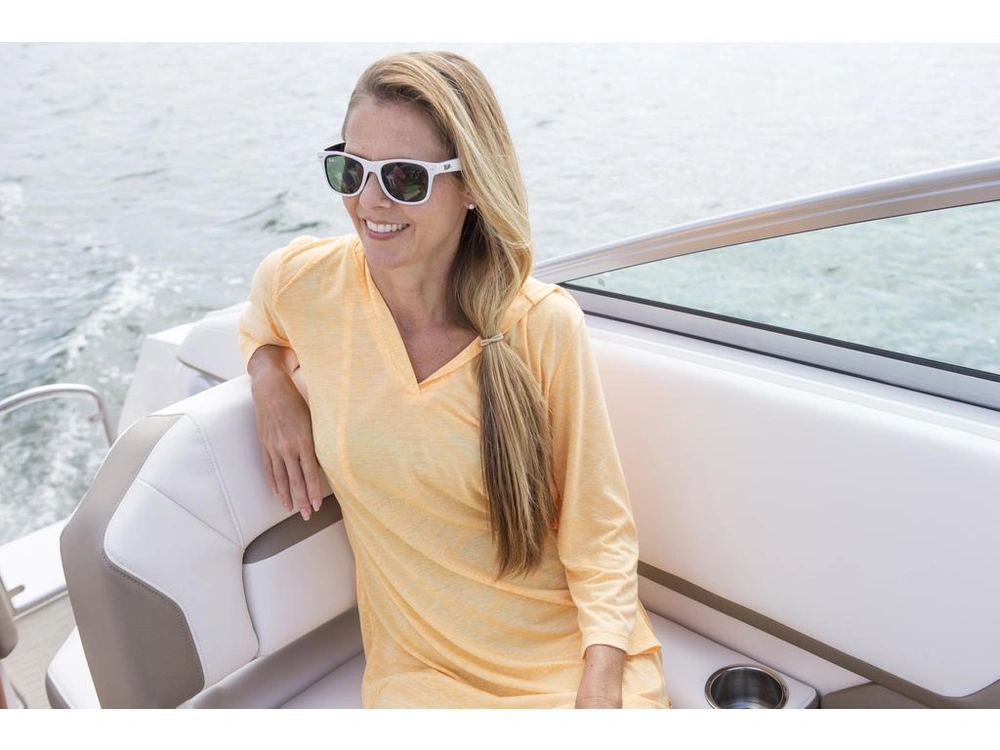 Regal 26 Express Cruiser 2026 alt