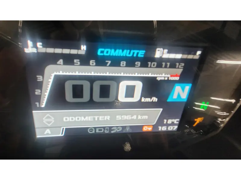 2021 Aprilia RS 660