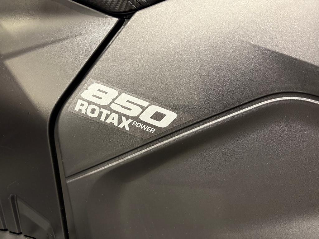 2025 Can-Am Outlander MAX XT 850