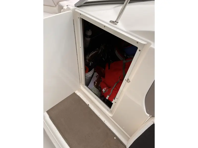 Larson LXI 258 volvo 5,7 2010
