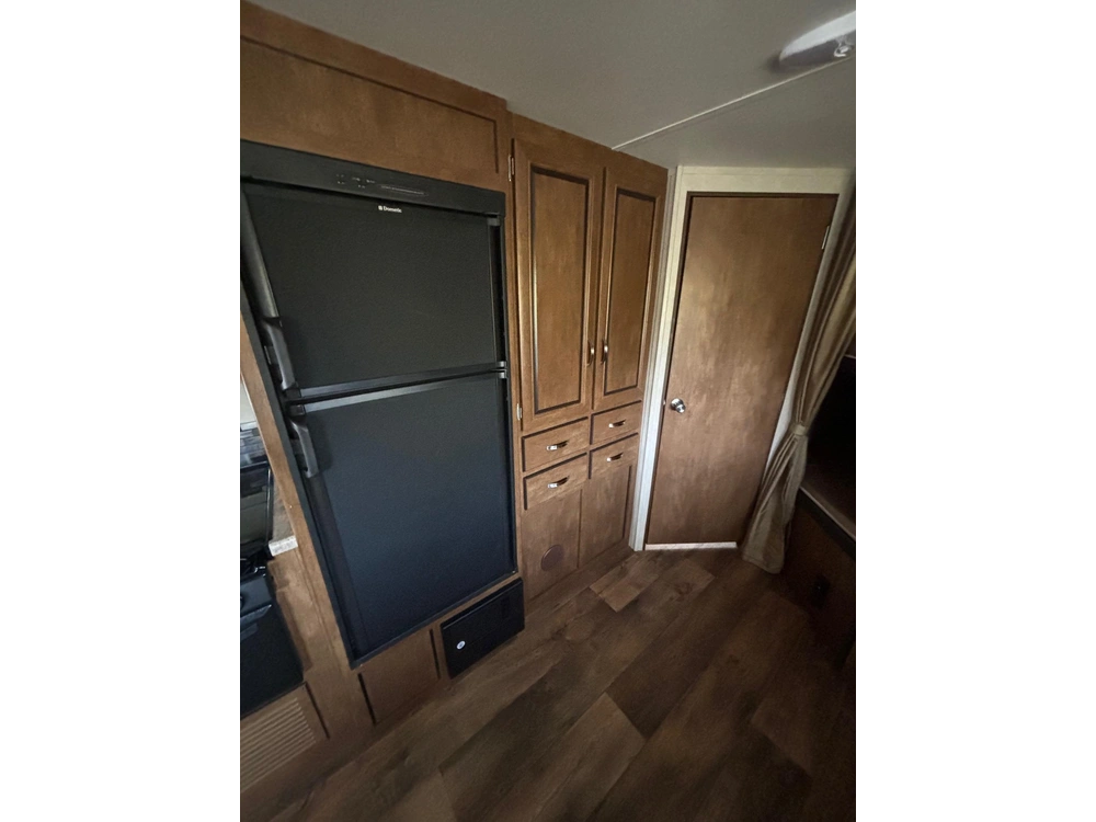 2017 Salem By Forest River Cruise Lite 263bhxl alt