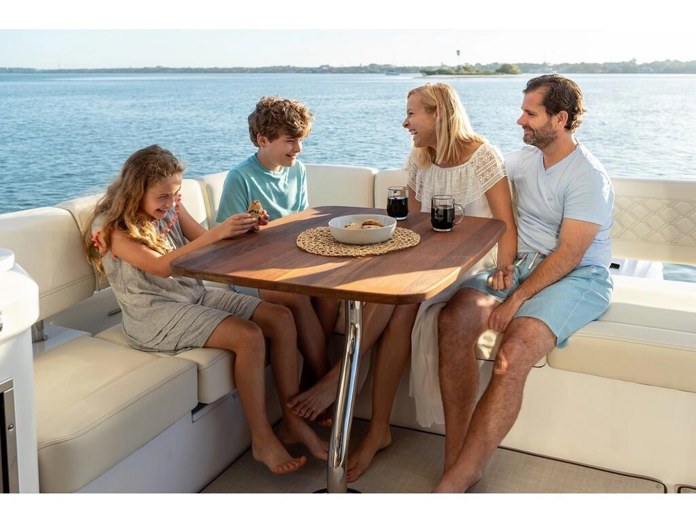 Regal 42 Xo 2026 alt