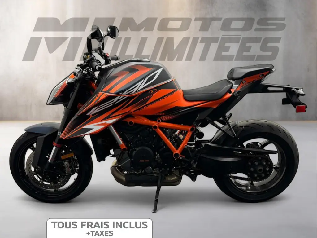 2021 KTM 1290 SUPER DUKE R