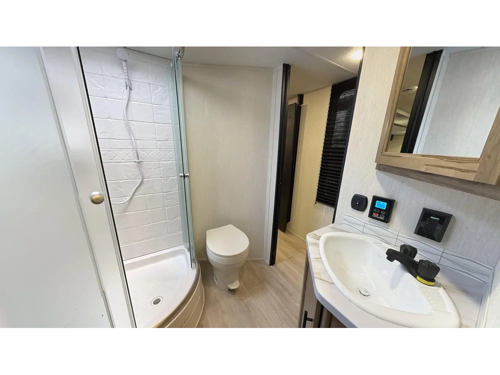 Cherokee 29qb 2025 alt