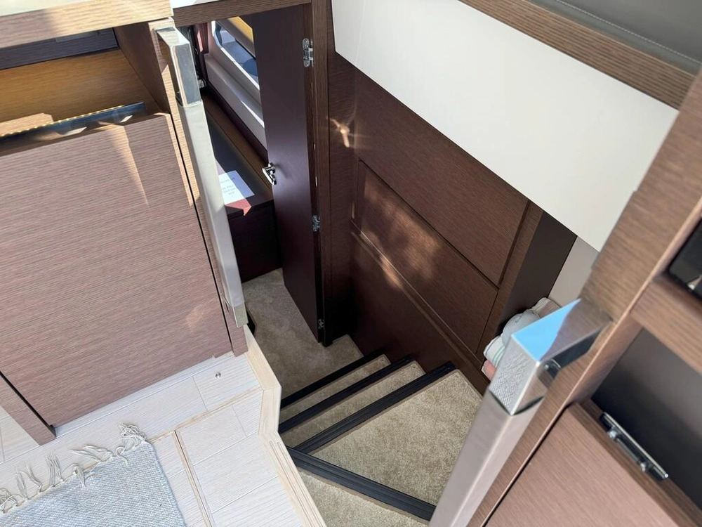 Prestige Yachts 520 Fly 2020 alt