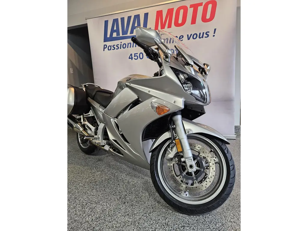 Yamaha FJR1300 LAVAL MOTO 2011