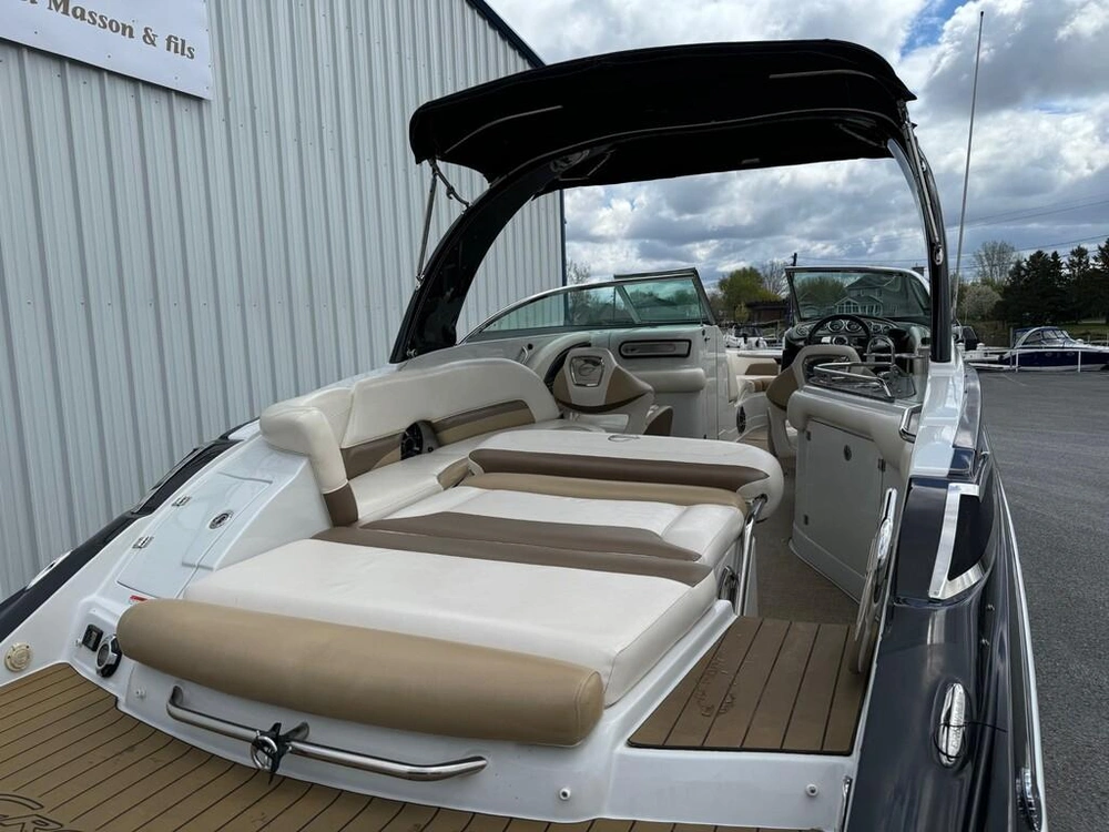 2014 Crownline E6 alt