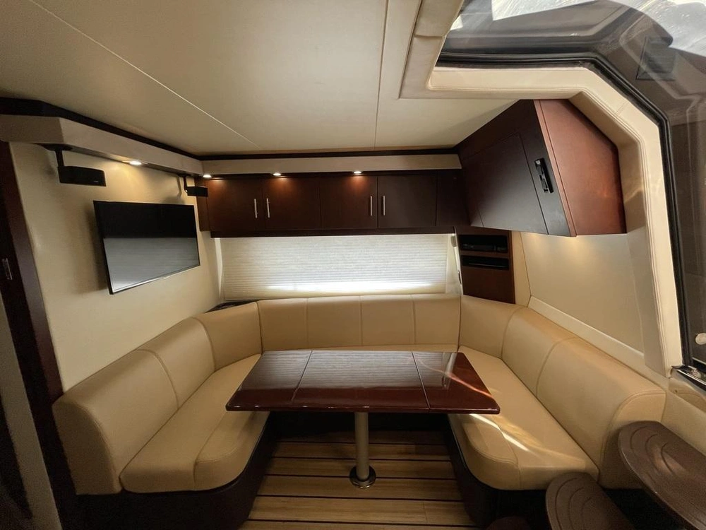 Regal 42 Sport Coupe 2015 alt