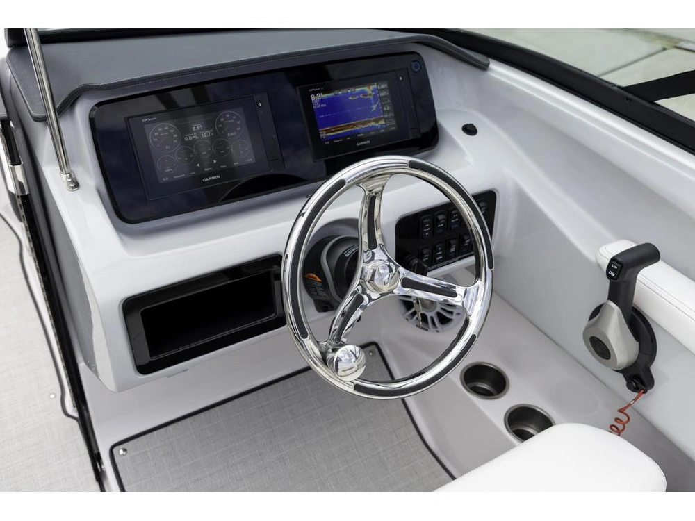 Regal Lx2 2021 alt