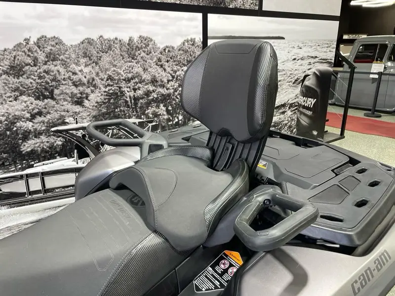 2025 Can-Am OUTLANDER MAX 850 XT **NOUVEAU LOOK ET NOUVEAU MOTEUR 999CC**